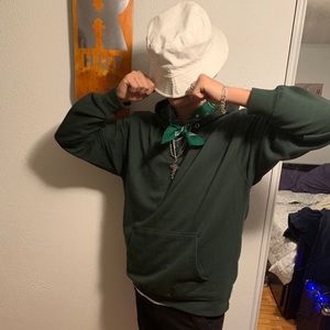 Meet your Posher, Edgar